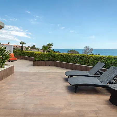 Four Points By Sheraton Catania Готель 4*