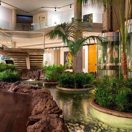 Four Points By Sheraton Catania Готель Cannizzaro