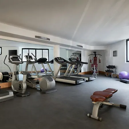 Four Points By Sheraton Catania Готель